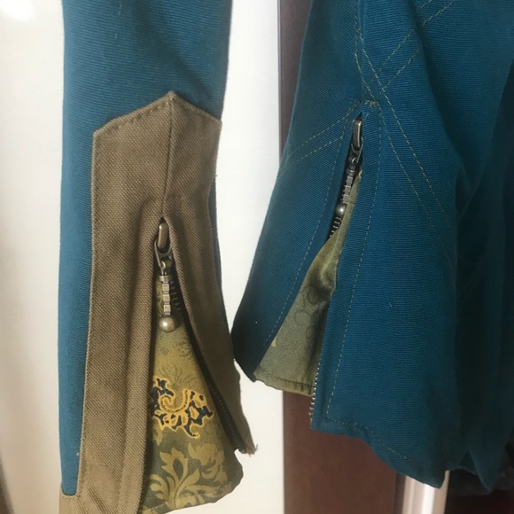 Jacket - Picture 5 of 5